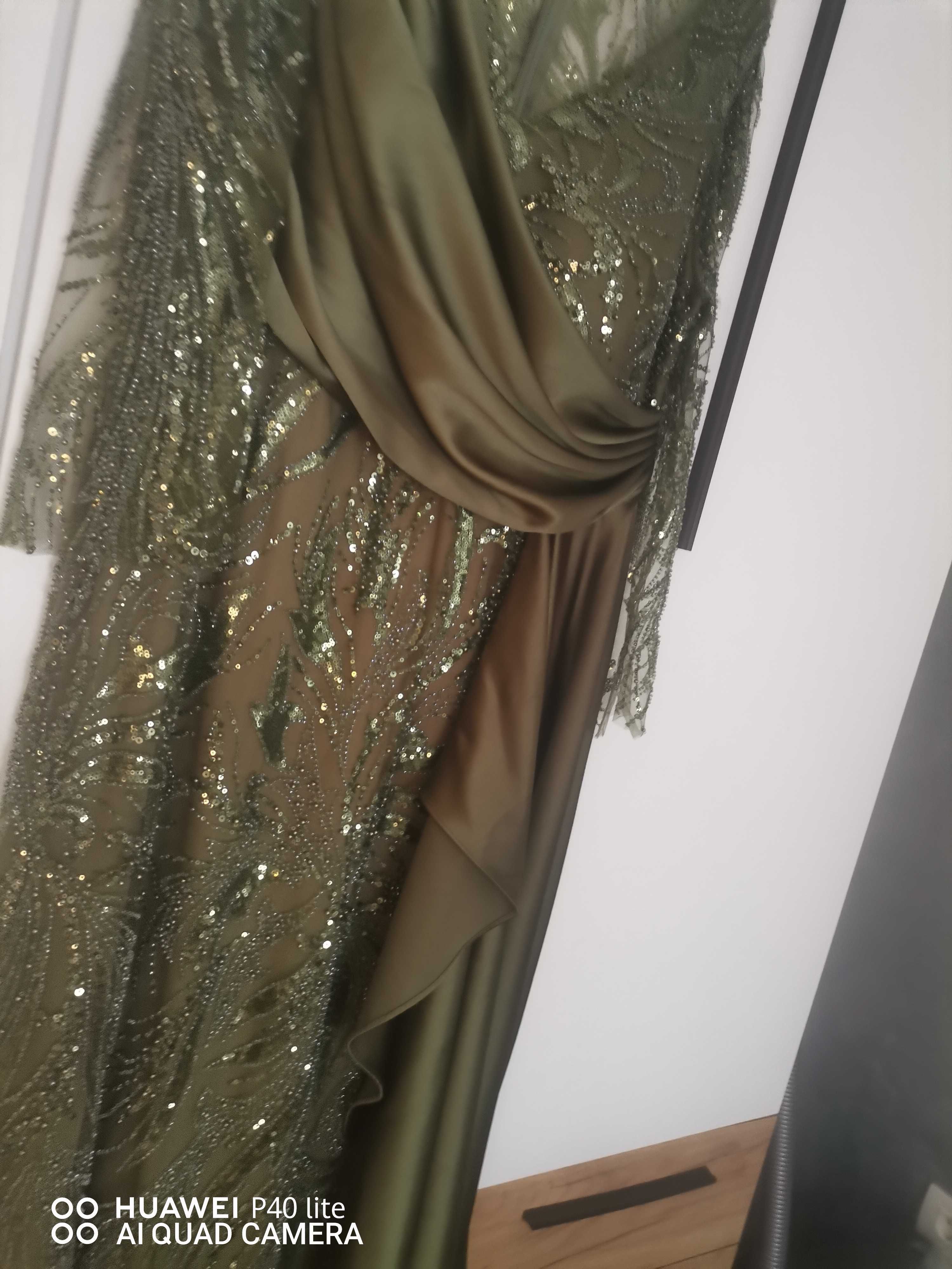 Rochie de lux, soacră, nașa și nu numai