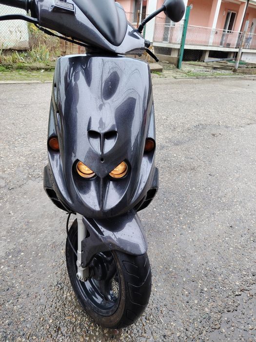 Скутер Малагути F12 + подарък