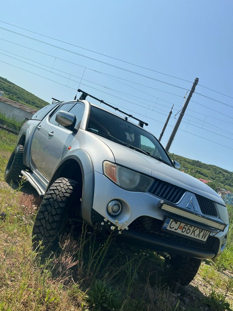 Mitsubishi  L200