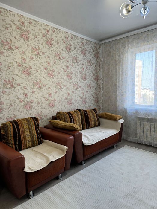 Диван с креслом вместе