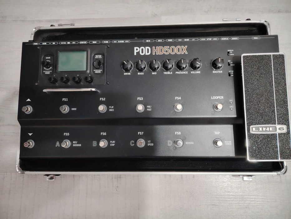 Procesor LINE 6 pod hd 500x cu case