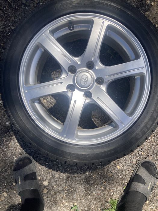 Продам диски с шинами зимние б/у