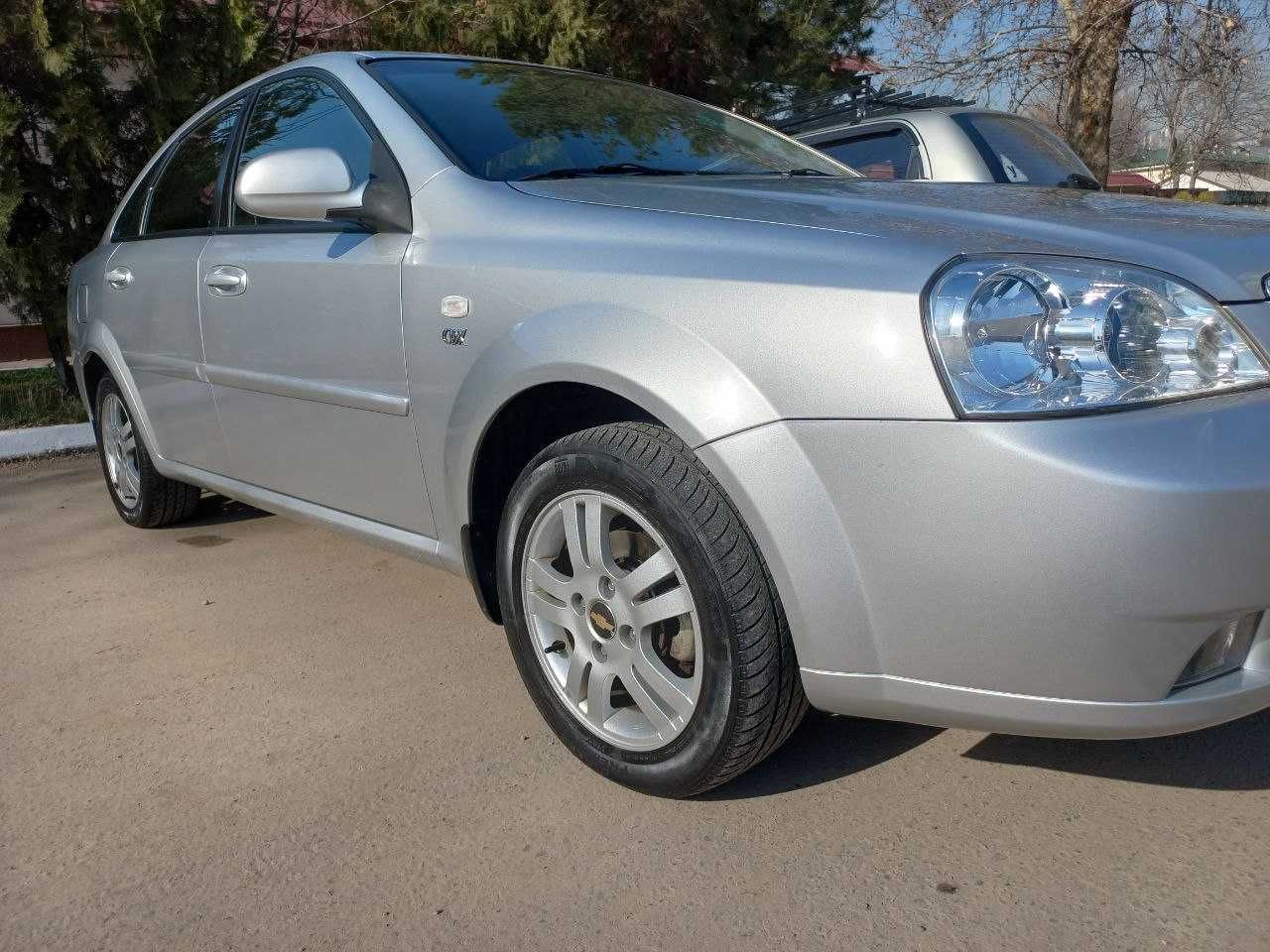 Lacetti 1.6, 2013г - автомат, люк. Тоза.