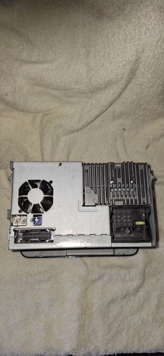 Vând navigatie Passat B6