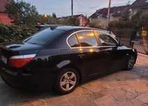 BMW Seria 5 Model 2009 / Stare buna / Cutie portbagaj si bare prindere