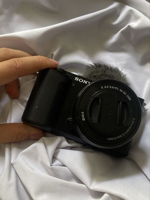 Камера Sony ZV E10