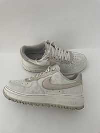Nike Air Force Luxe