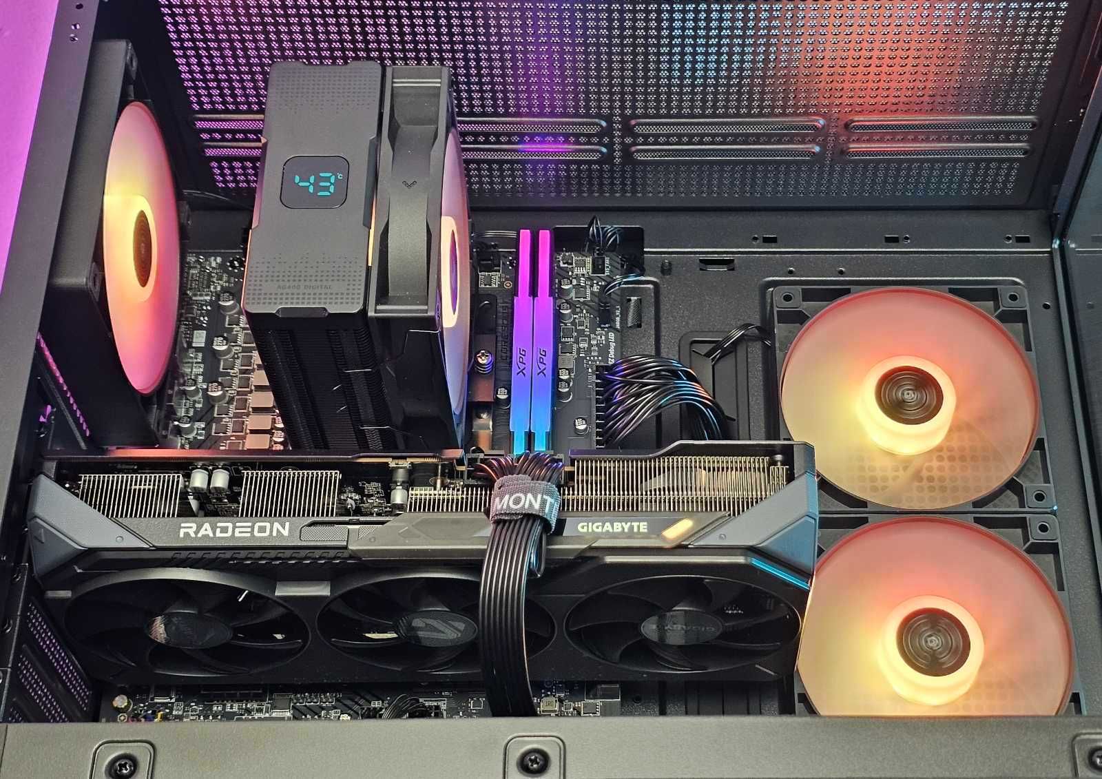 RX 9070 16GB/Ryzen 7-7800X3D/RAM 32GB/SSD 1TB/Чисто Нов+Гаранция!
