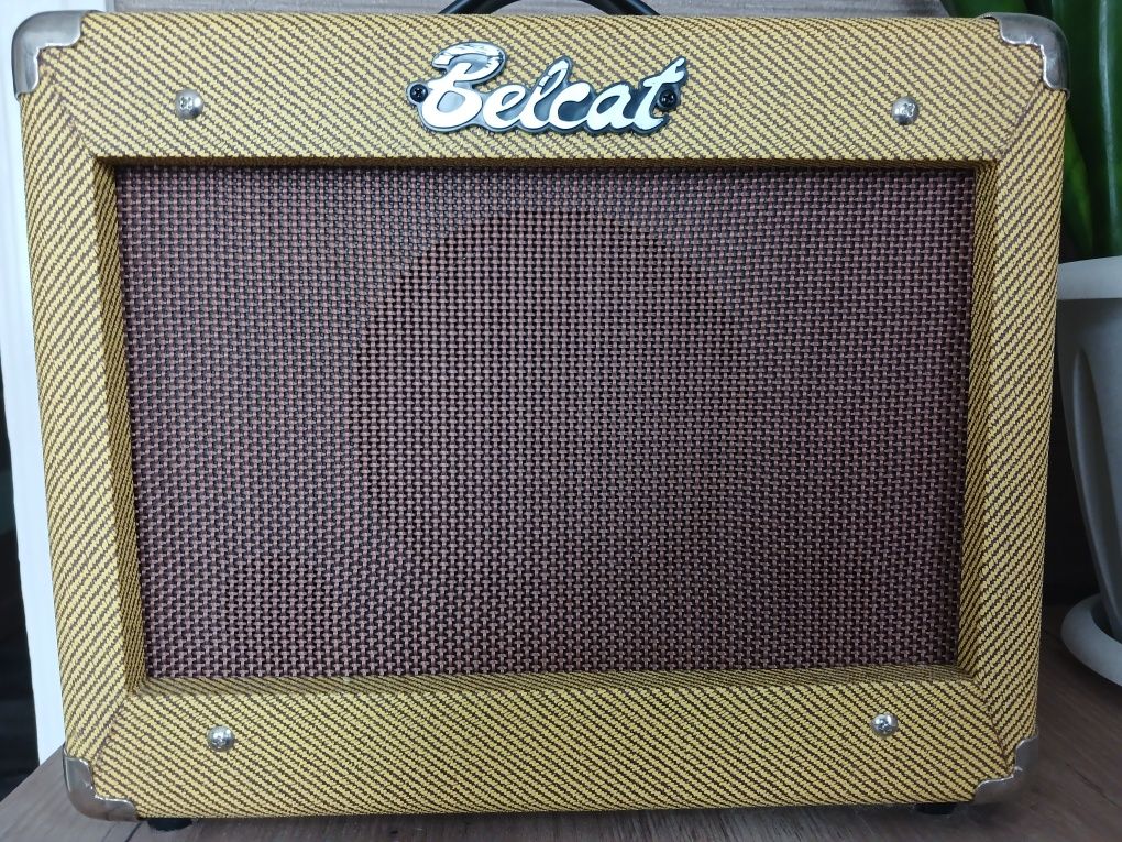 Гитарный комбоусилитель Belkat .