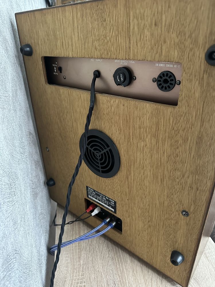 Катушечный магнитофон Akai gx 650