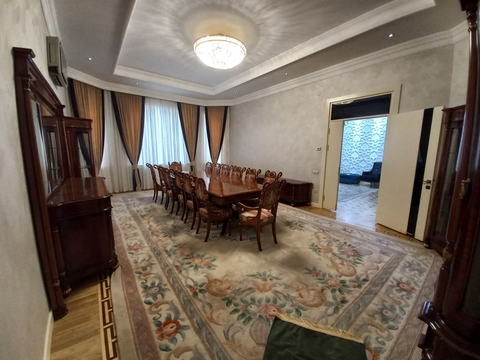 Продаётся 2-х уровневий Евродом Яккасарай Ракатбоши Болгария посольств