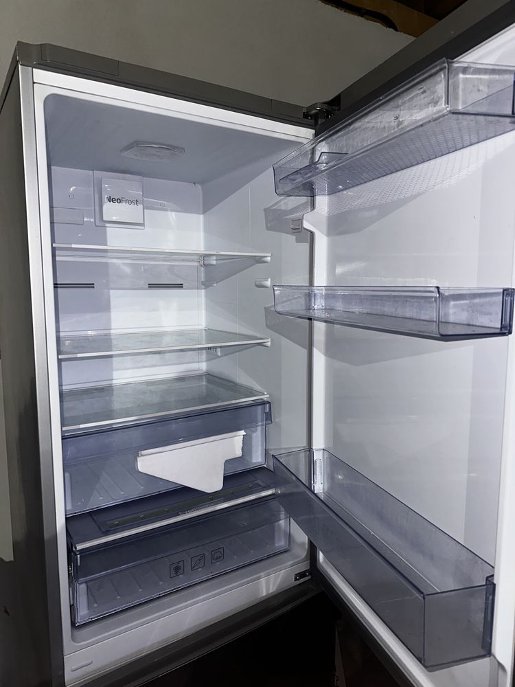 Combina frigorifica Beko , argintiu
