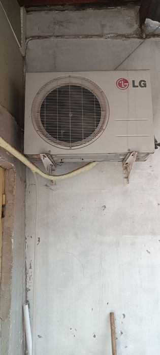 Продаётся кондиционер LG-12 в рабочем состояние