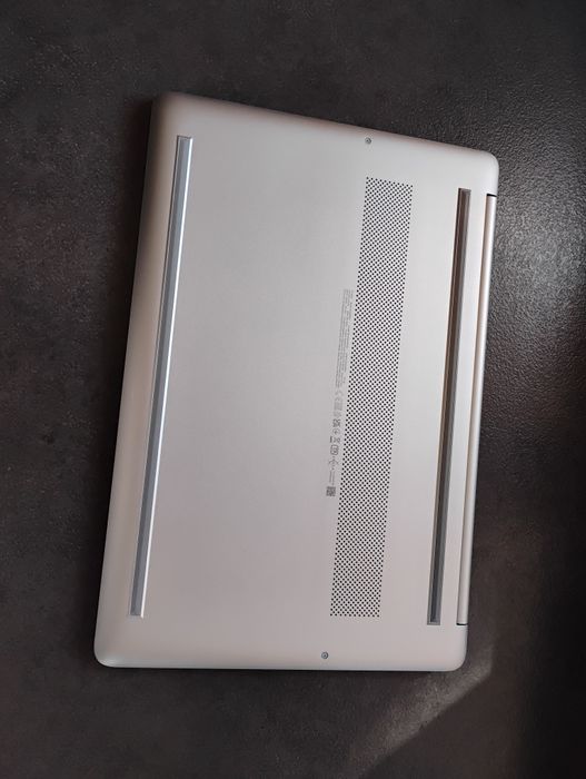 Laptop HP - Ryzen 5 - 5000serie - 16gb
