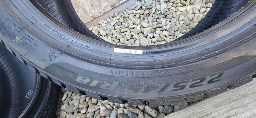Anvelope Pirelli Sottozero3 Winter AR RSC RunFlat 225/45 R18 91H RunFl