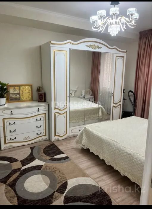 Спальный гарнитур