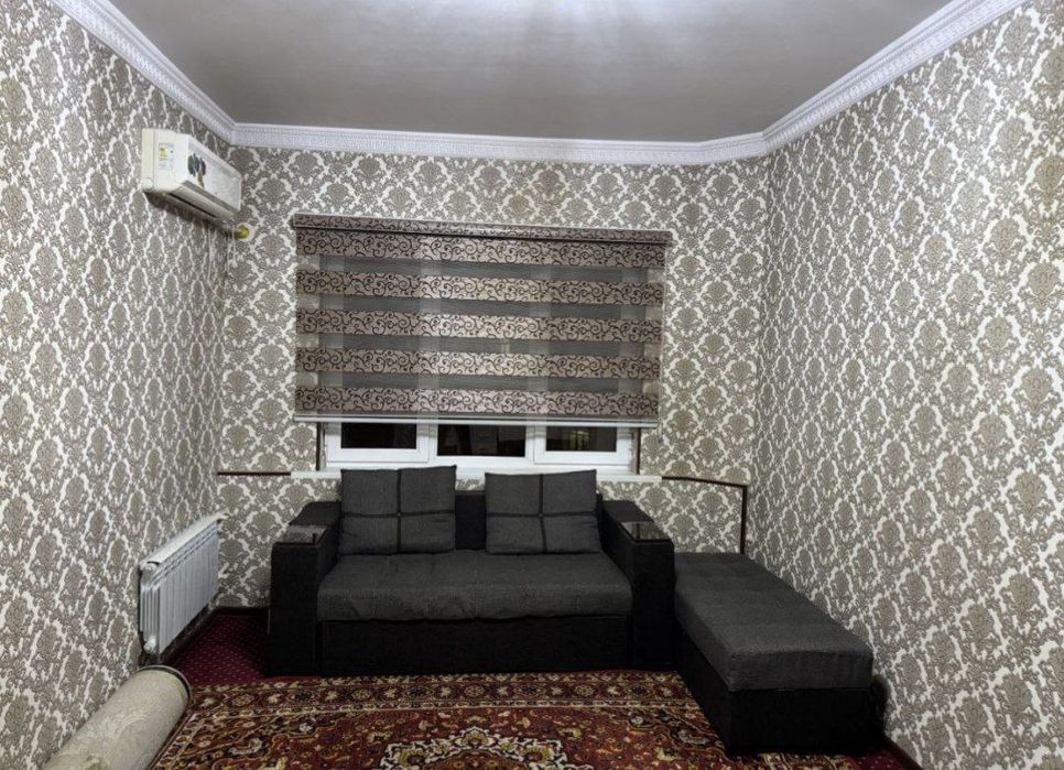 Продажа 1 хона 4 етаж 5 етажл 
Тасикбойов 3 канечка
42 кв
42 кв