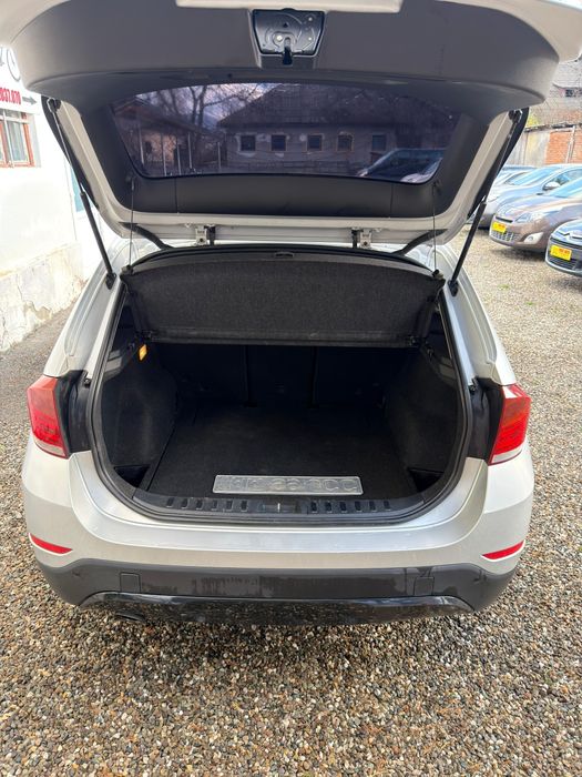 Bmw X1 2013  197000 km 2.0D