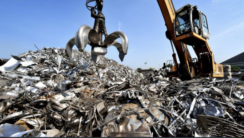 Принимакм металлом