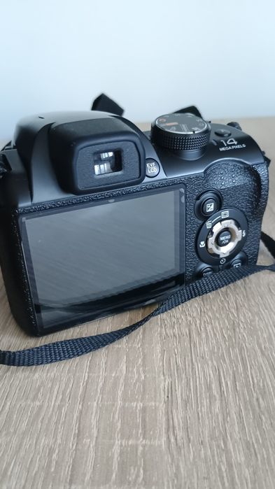 Fujifilm FinePix S4300