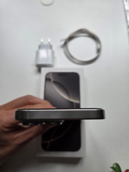 IPHONE 16 Pro Max 256gb