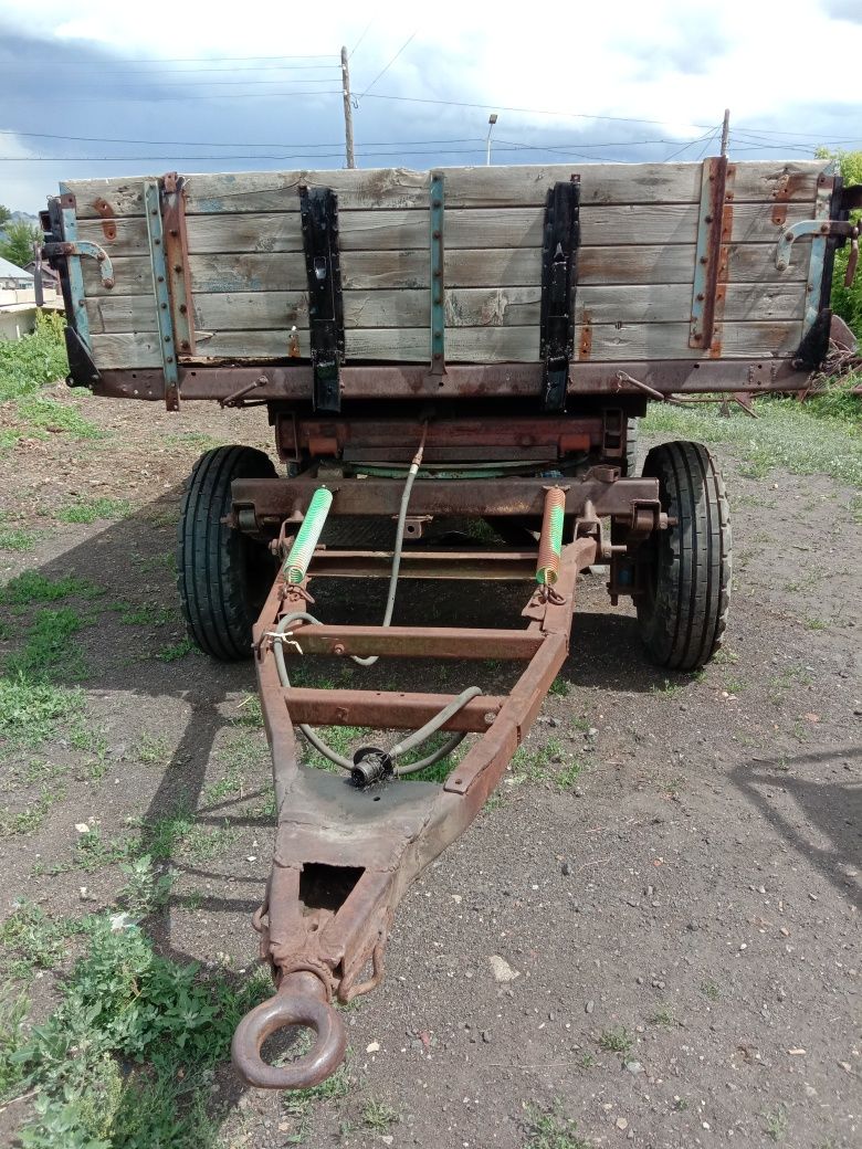 Прицеп тракторный