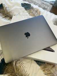 Продаю MacBook Pro 13 with touch bar в хорошие руки :)