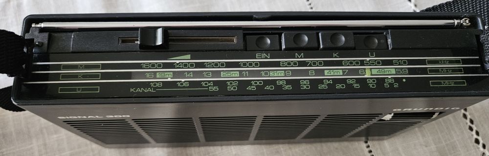 Radio Grundig Signal 300