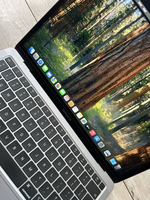 Vand Macbook Air M1 2020