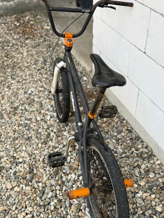 Bicicleta BMX folosita putin