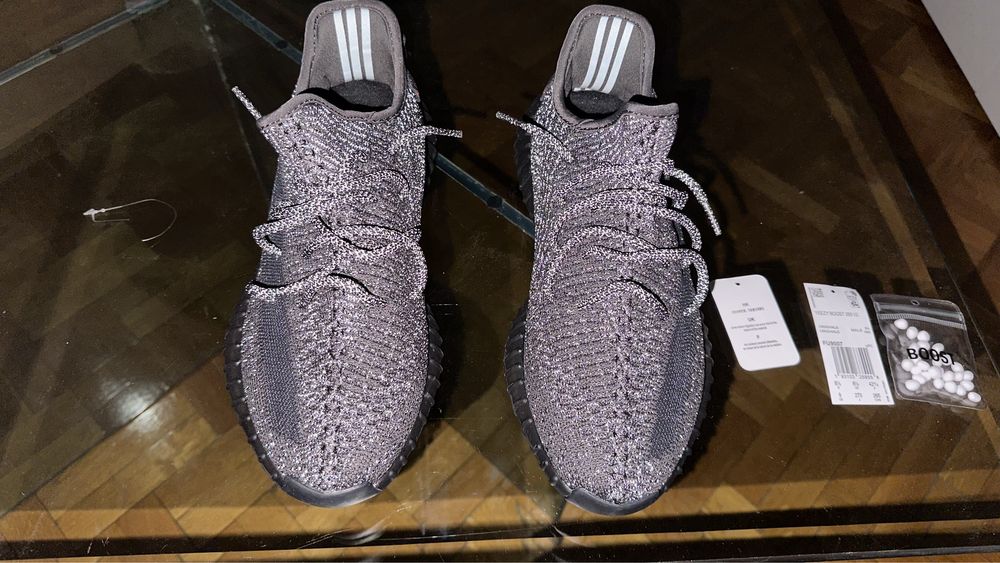 Adidas yeezy boost 350 V2 Static Black (Reflective)