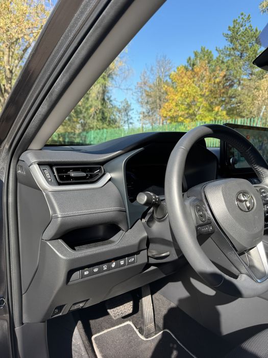Toyota rav 4 premium luxury