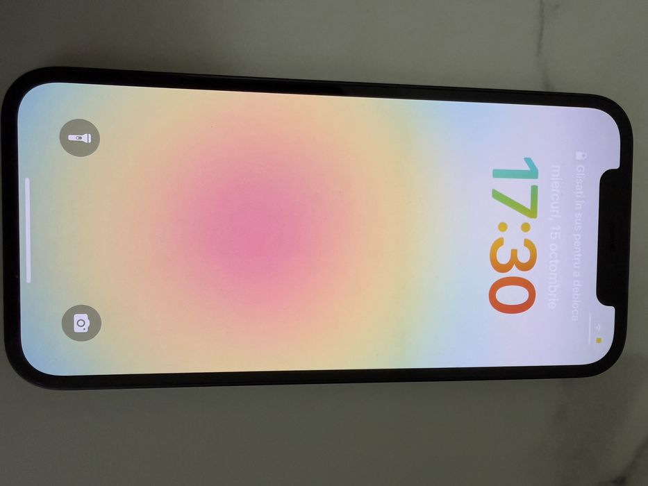 Iphone 11 89% baterie