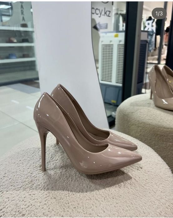 Туфли на высоком каблуке