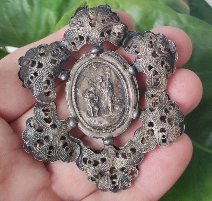 Amuletă Veche Religioasă Din Argint