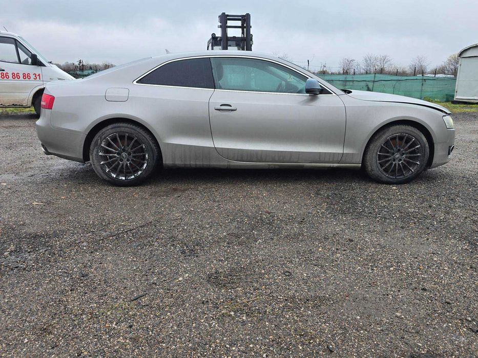 **САМО НА ЧАСТИ***  Audi A5 8T 2.7TDI, Multitronic, Distronic