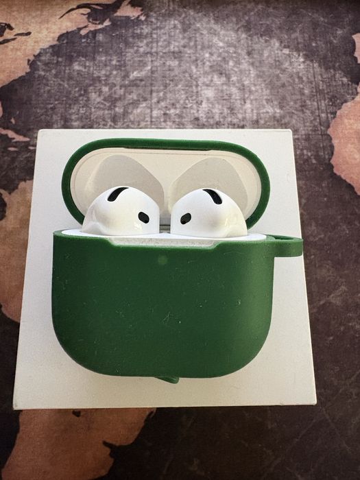 Apple AirPods 4 la cutie, impecabile, garantie
