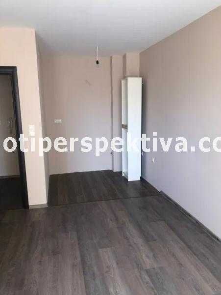 Продава се Двустаен апартамент в Пловдив, Христо Смирненски - 65 кв.м за 2040 €/кв.м - Снимка #2