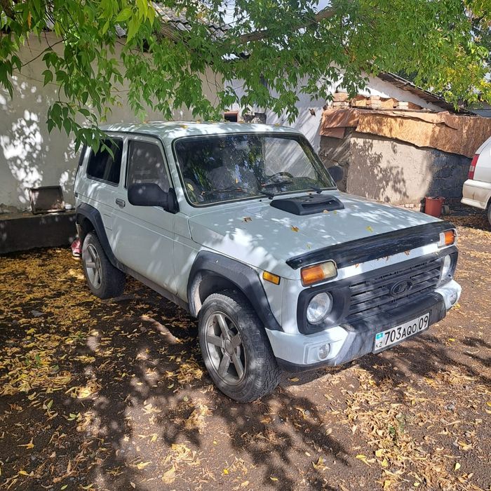 Нива 21213 в отличном состоянии