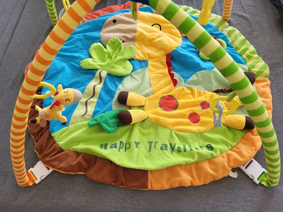 Лот играчки, активна гимнастика, въртележка за кошара и прожектор