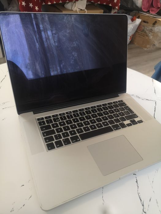Dezmembrez Macbook Pro 15 2014, i7