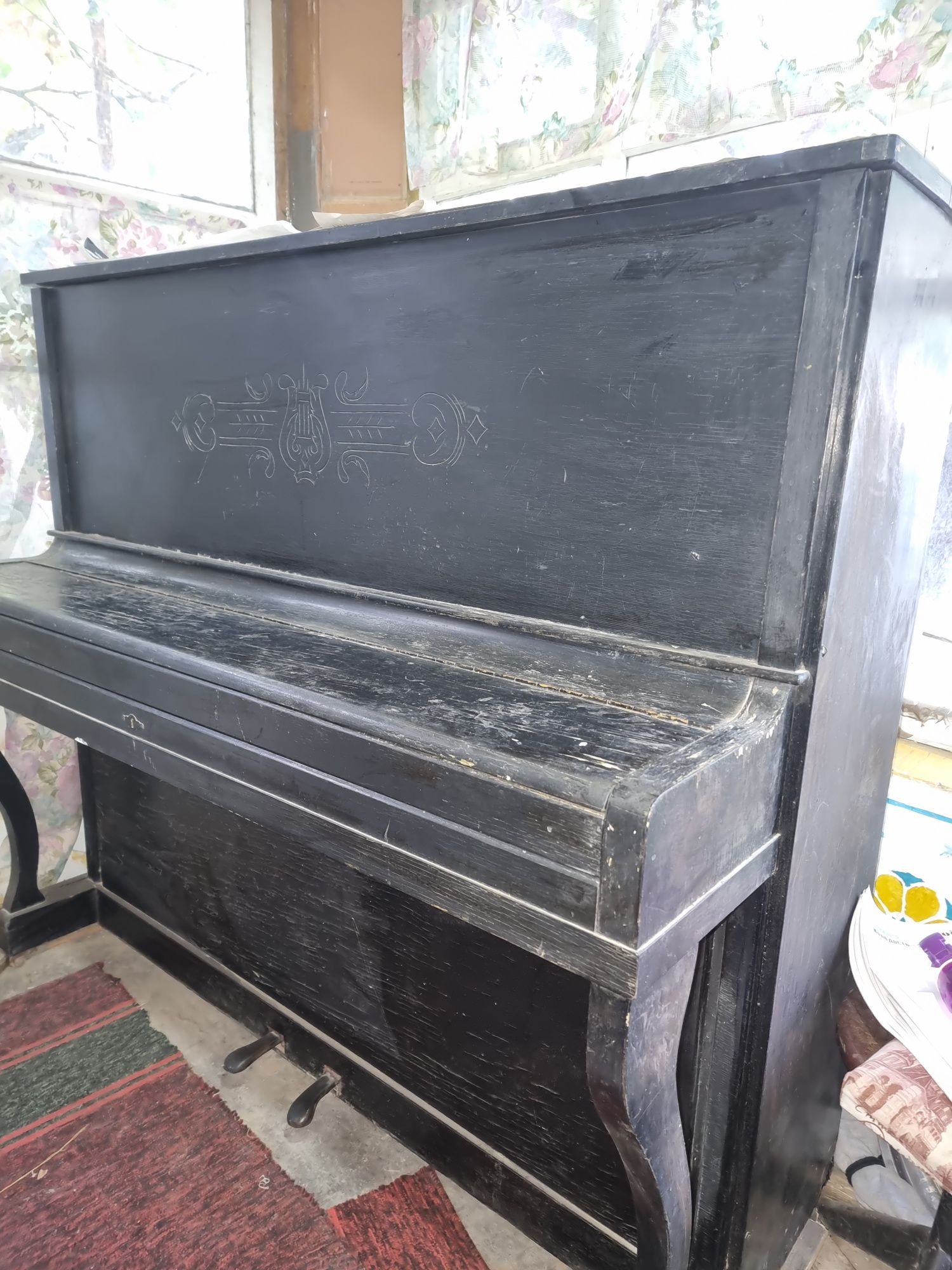 Продаётся пианино