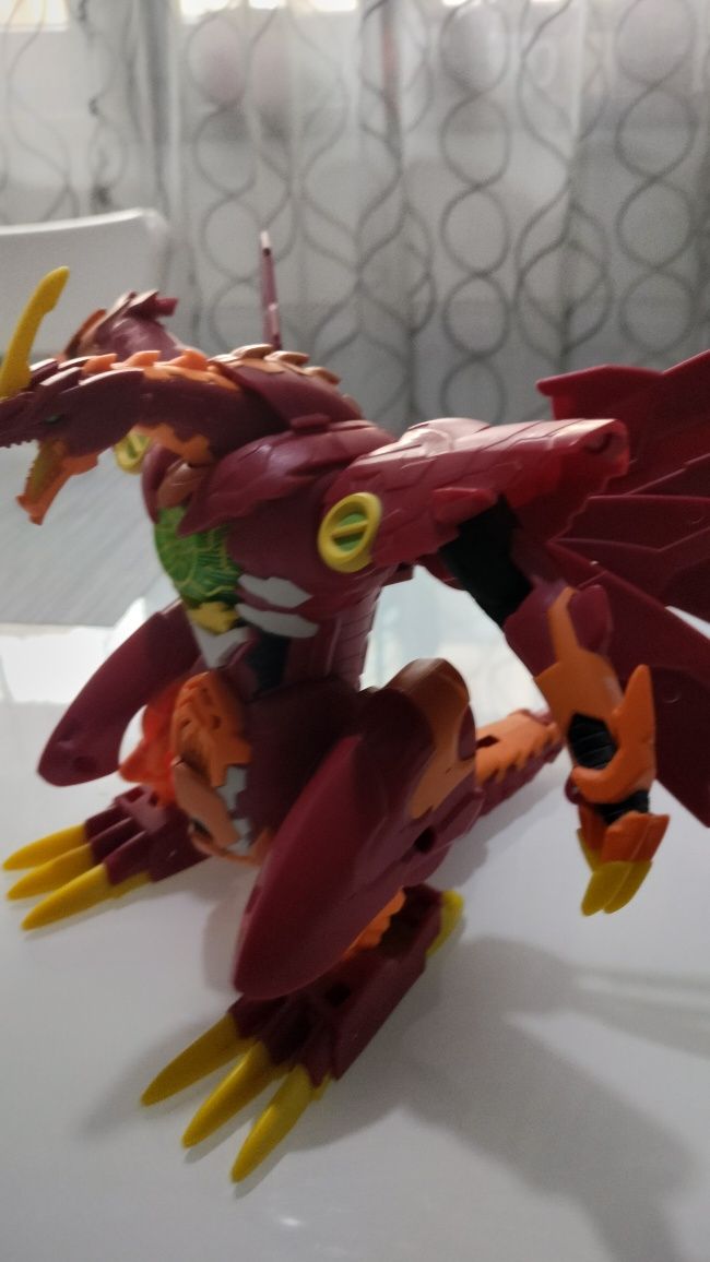 Jucărie Bakugan dragonoid maximus