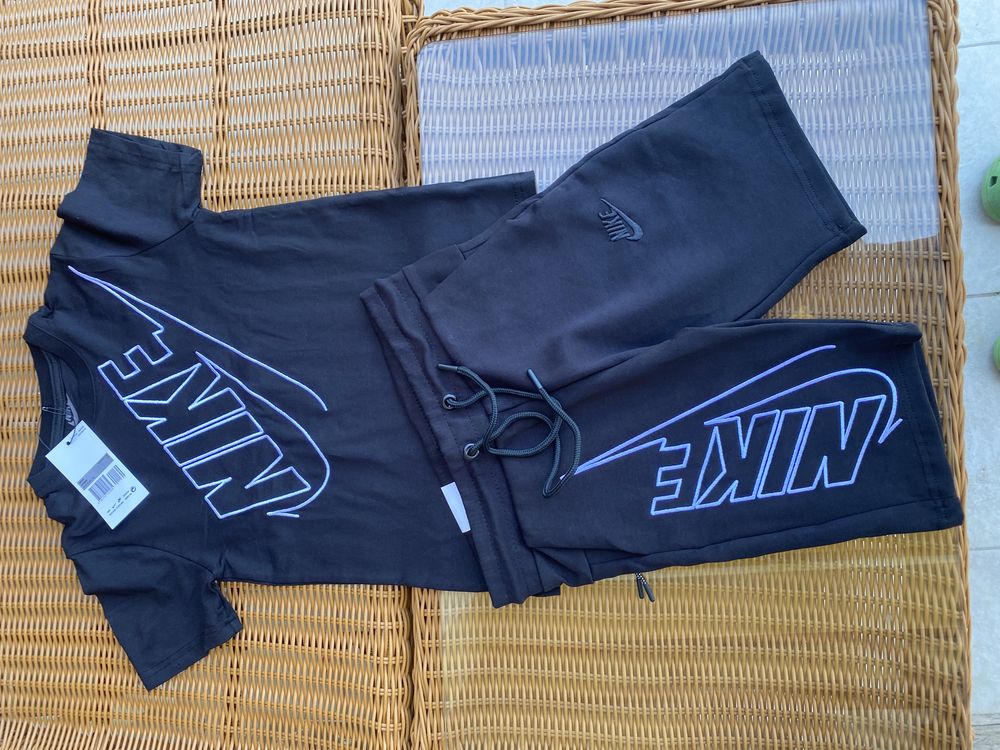Юноши екипи Nike Разпродажна само 29 лв.