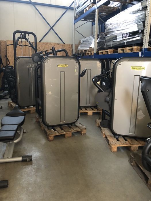 Depozit aparate fitness technogym