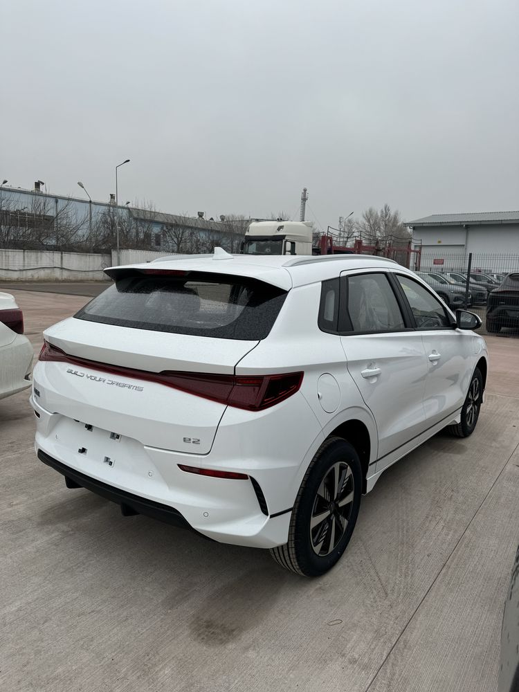 Byd E2 luxury 2024/04