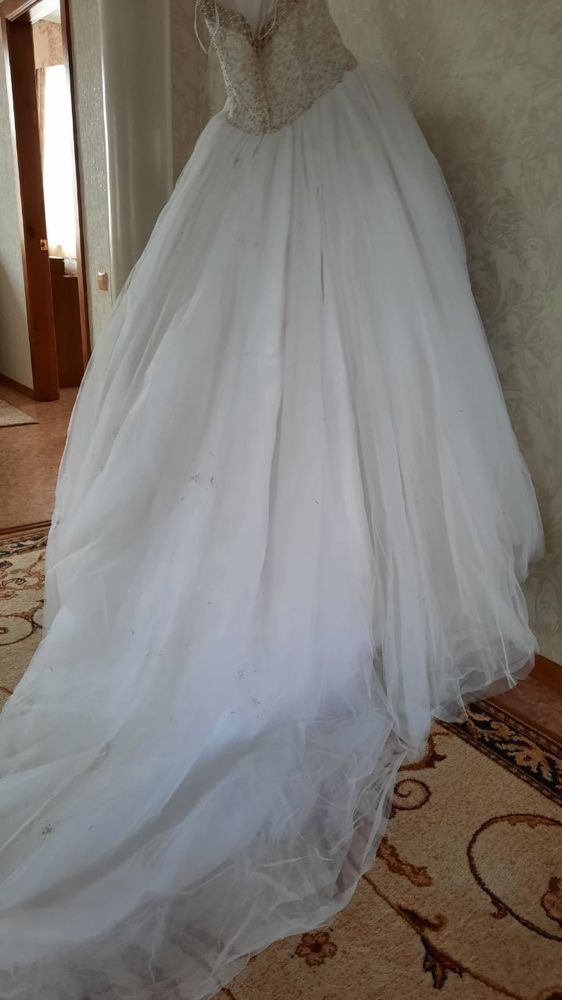 Свадебная платье