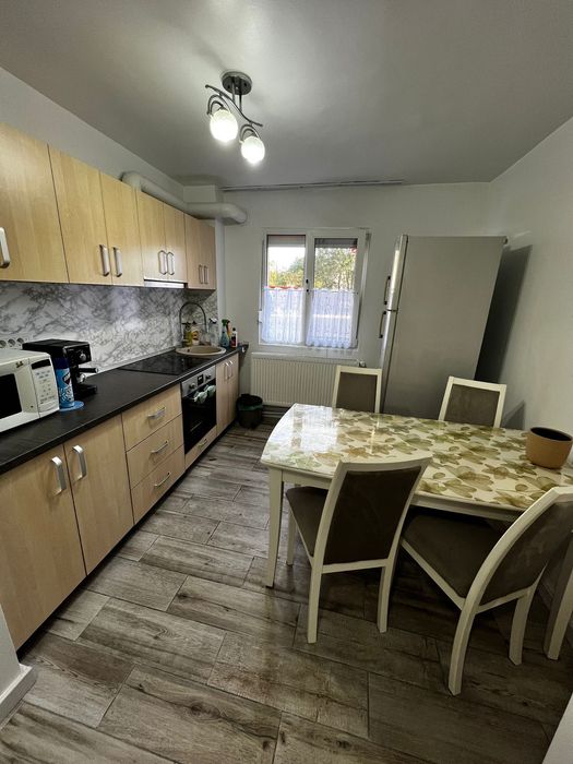 Inchiriez apartament 2 camere utilat situat in Centru Dragalina