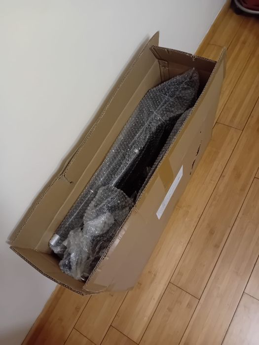 Vând Ucenic coafor, nou.