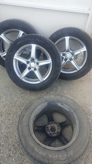 Шины с дисками 215/60/16
